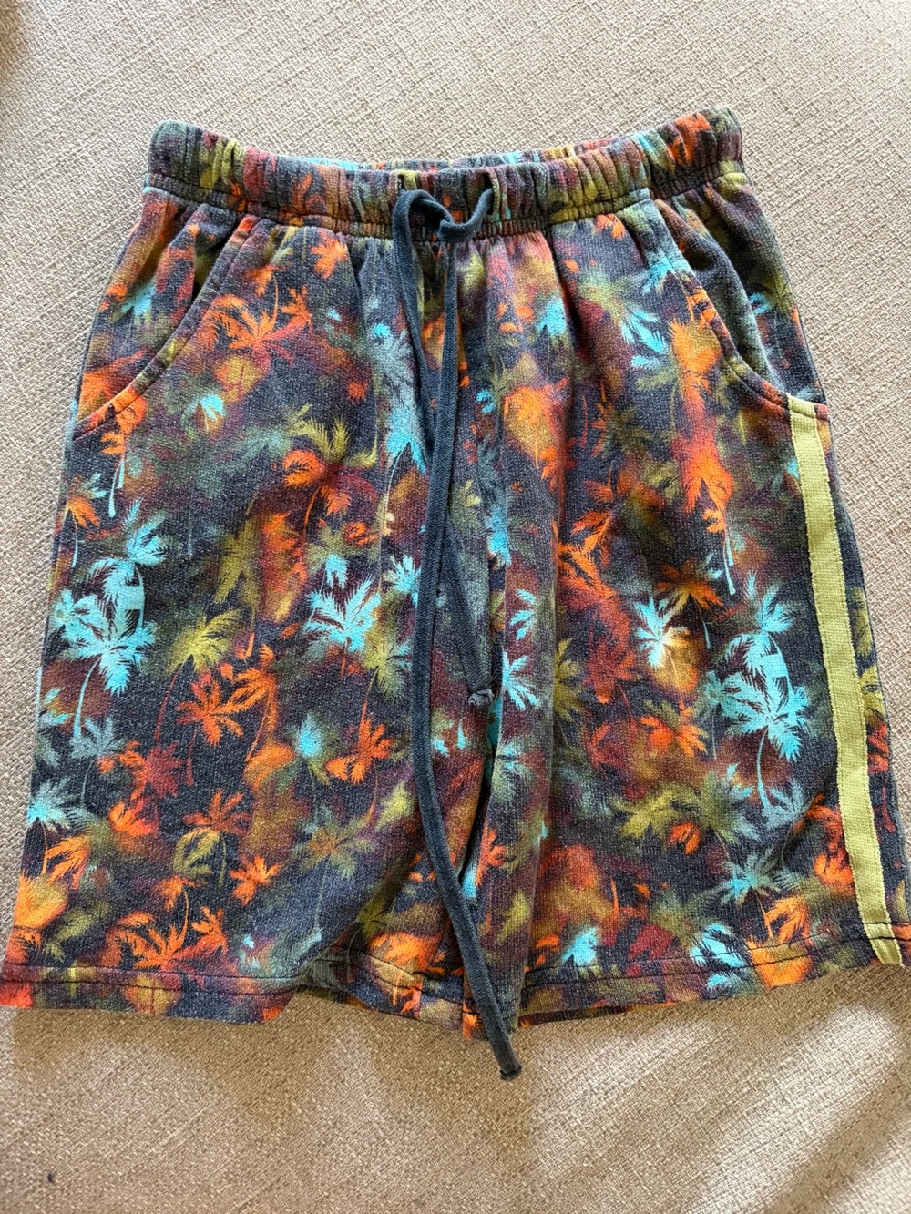 Palm Tree Set - Picture 3 of 5